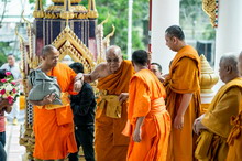 �Ҿ����...