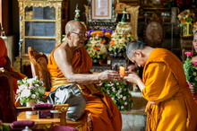 �Ҿ����...