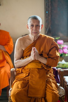 �Ҿ����...