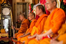 �Ҿ����...