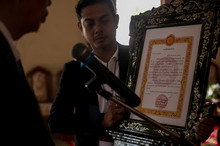 �Ҿ����...