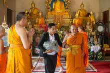 �Ҿ����...