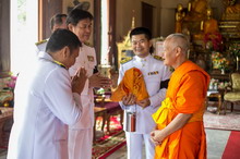 �Ҿ����...