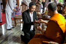 �Ҿ����...