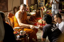 �Ҿ����...