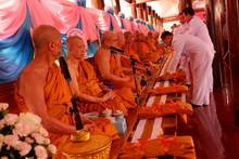 �Ҿ����...