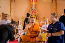 �Ҿ����...