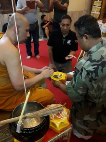 �Ҿ����...