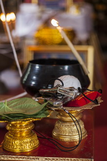 �Ҿ����...