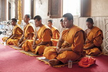 �Ҿ����...