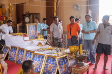 �Ҿ����...