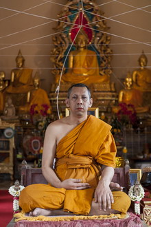 �Ҿ����...