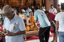 �Ҿ����...