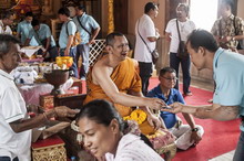 �Ҿ����...