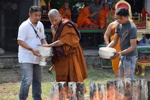 �Ҿ����...