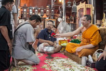 �Ҿ����...