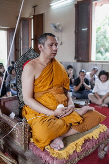 �Ҿ����...