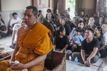 �Ҿ����...