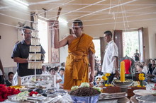 �Ҿ����...