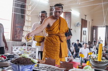 �Ҿ����...