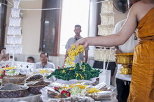 �Ҿ����...