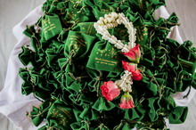 �Ҿ����...