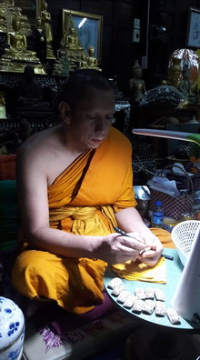 �Ҿ����...